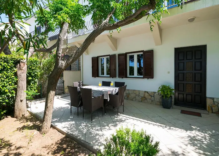 Ferienhaus In Croatia Near The Adriatic Coast Sukošan